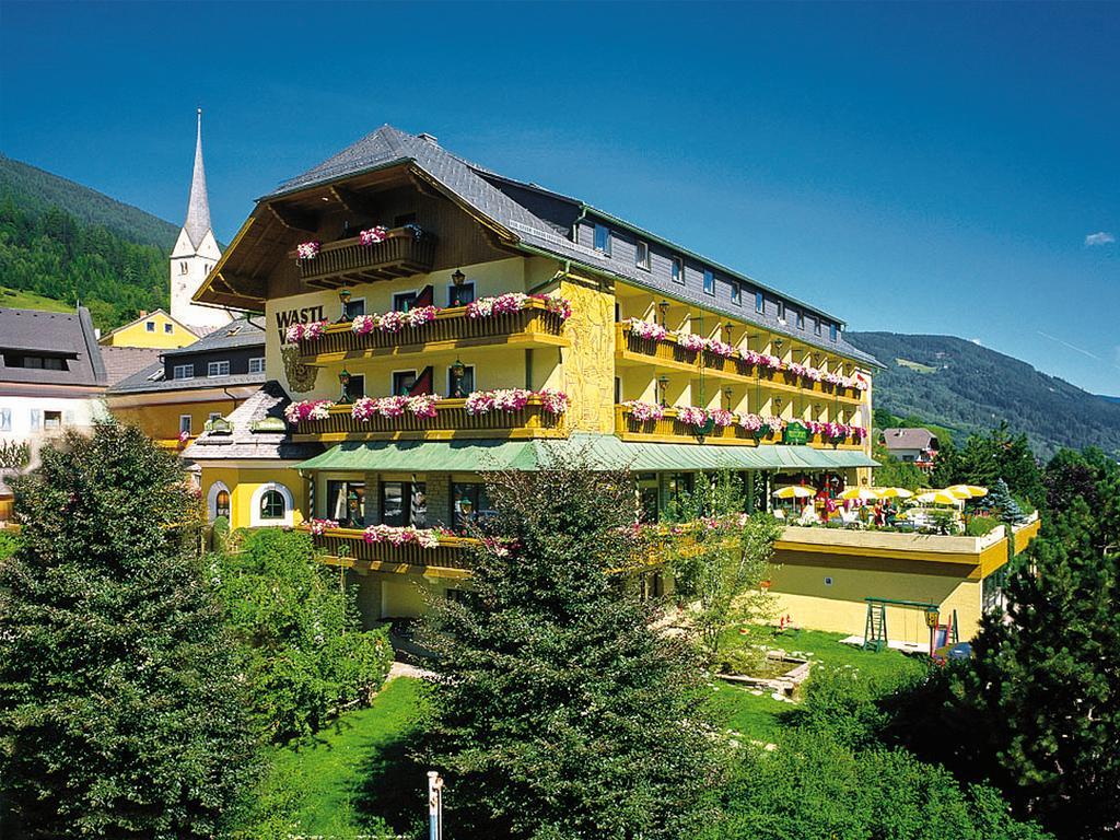 Hotel & Restaurant Wastlwirt Sankt Michael im Lungau Ngoại thất bức ảnh