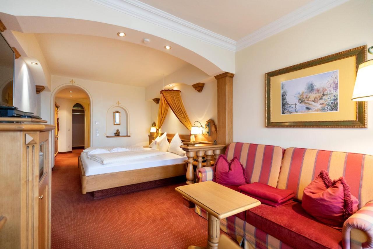Hotel & Restaurant Wastlwirt Sankt Michael im Lungau Ngoại thất bức ảnh