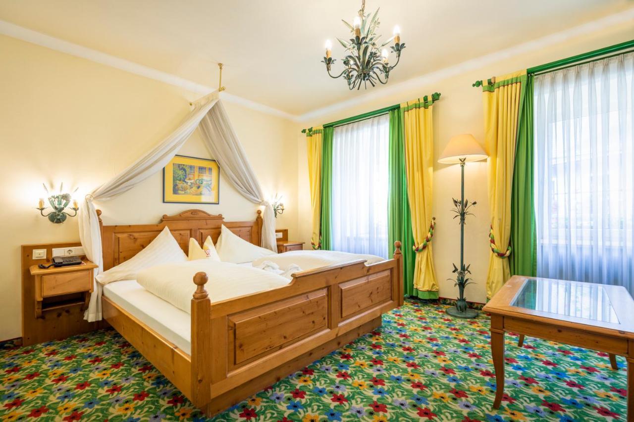 Hotel & Restaurant Wastlwirt Sankt Michael im Lungau Ngoại thất bức ảnh