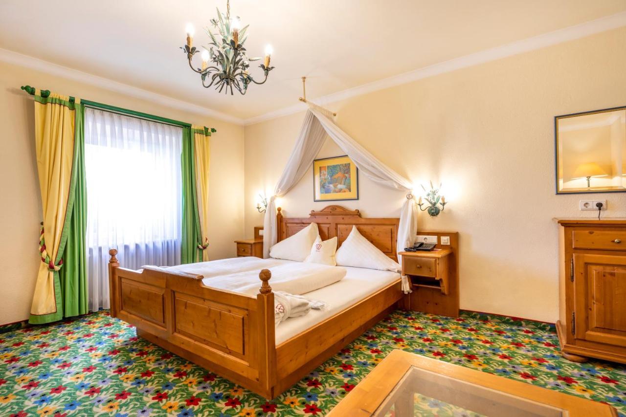 Hotel & Restaurant Wastlwirt Sankt Michael im Lungau Ngoại thất bức ảnh