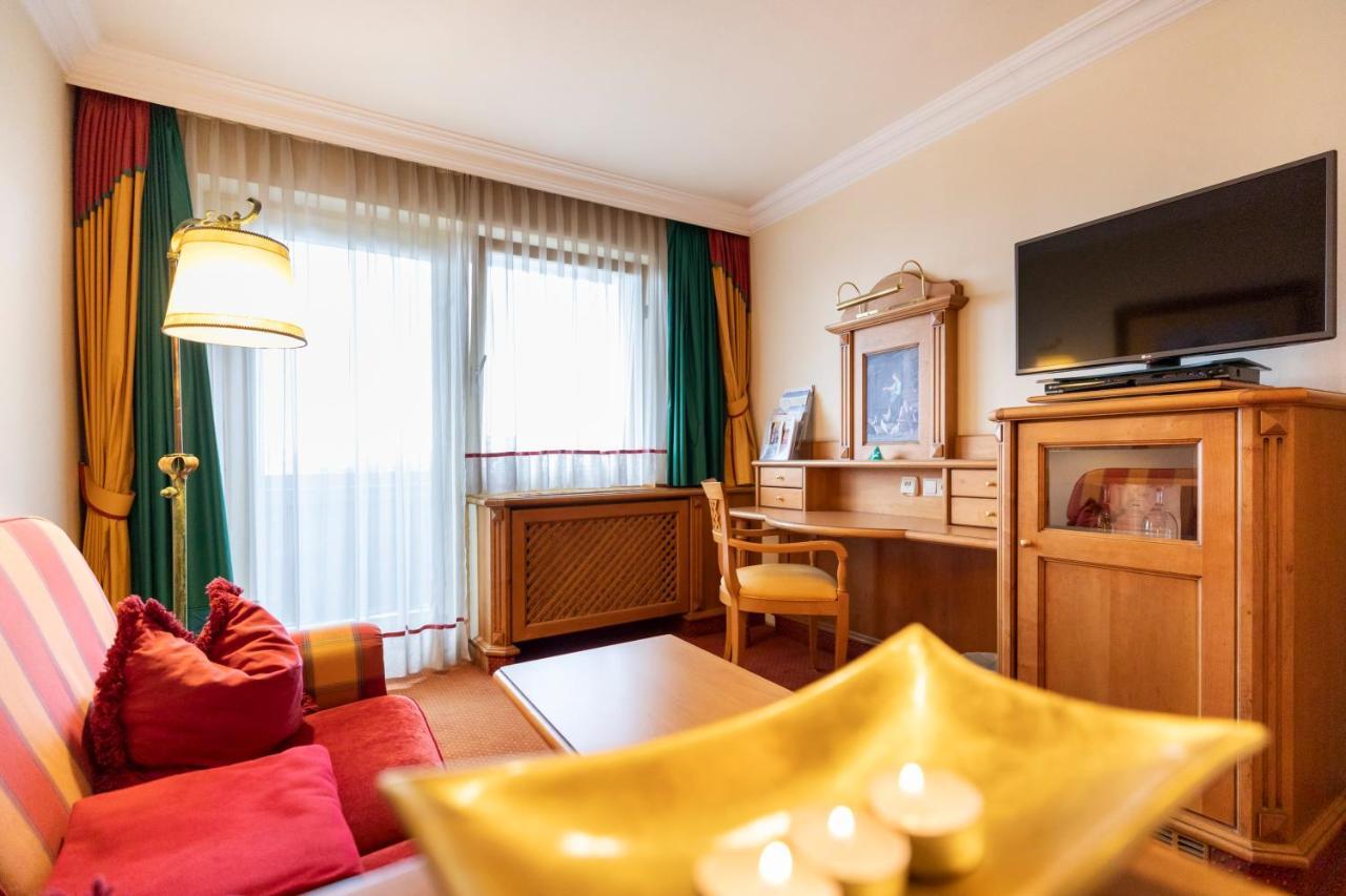 Hotel & Restaurant Wastlwirt Sankt Michael im Lungau Ngoại thất bức ảnh