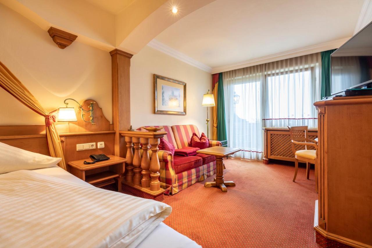 Hotel & Restaurant Wastlwirt Sankt Michael im Lungau Ngoại thất bức ảnh