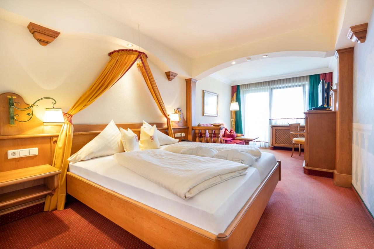 Hotel & Restaurant Wastlwirt Sankt Michael im Lungau Ngoại thất bức ảnh