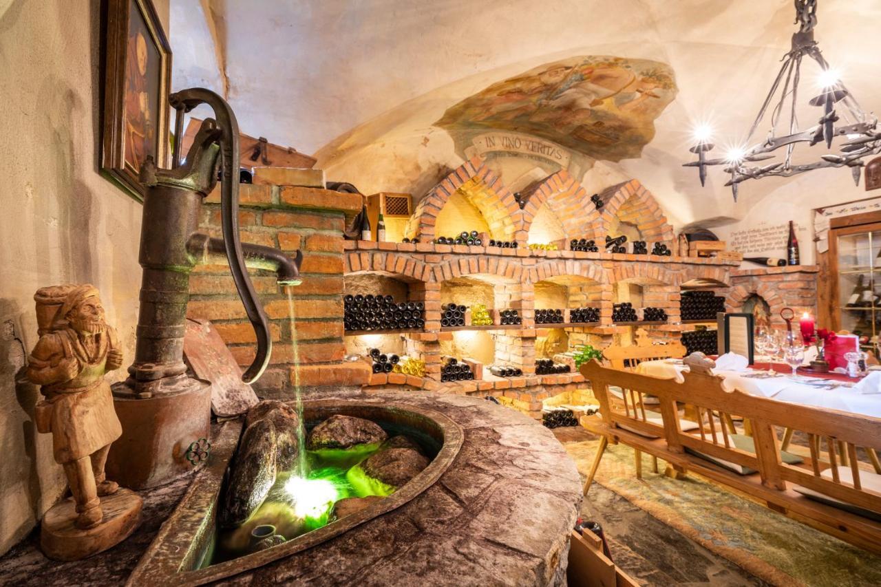 Hotel & Restaurant Wastlwirt Sankt Michael im Lungau Ngoại thất bức ảnh
