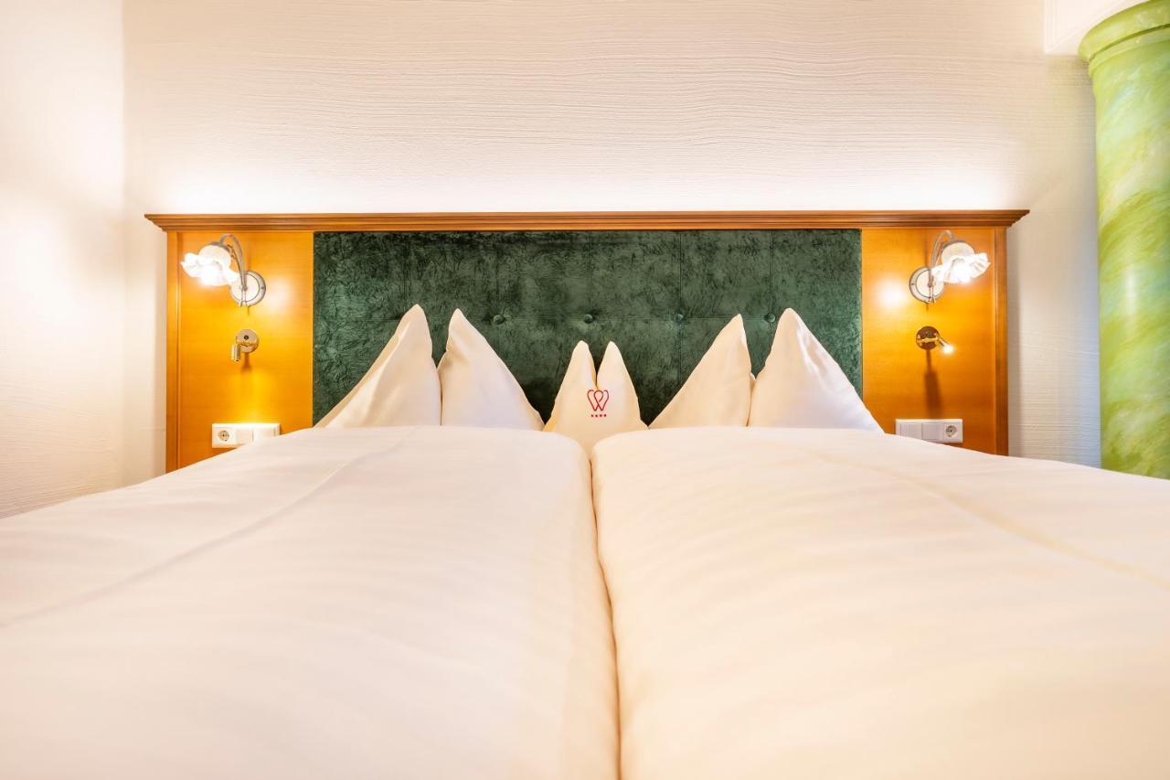 Hotel & Restaurant Wastlwirt Sankt Michael im Lungau Ngoại thất bức ảnh