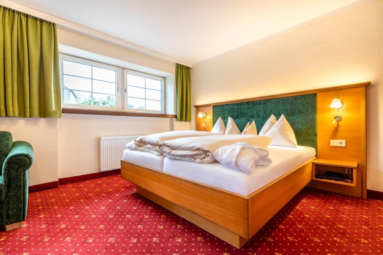 Hotel & Restaurant Wastlwirt Sankt Michael im Lungau Ngoại thất bức ảnh